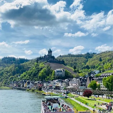 赫尔洛尼米酒店 酒店 2*